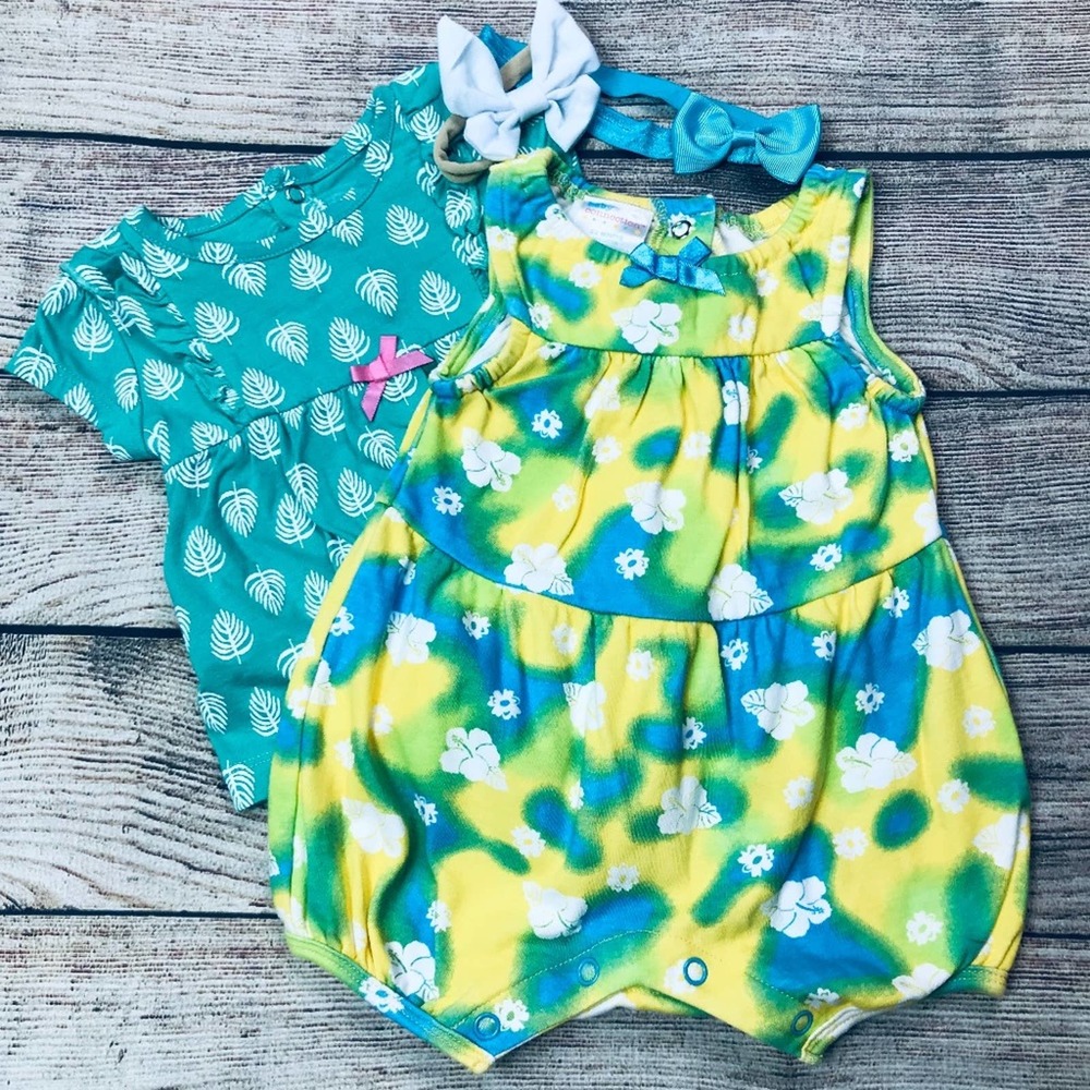 2 Baby Connection 0-3m rompers & bows